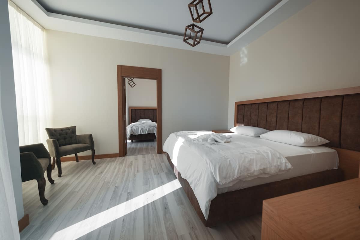 Family Suite | Egyptian cotton sheets, premium bedding, desk, laptop workspace