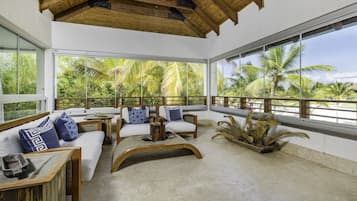 Villa | Living area | 42-inch flat-screen TV with cable channels, TV