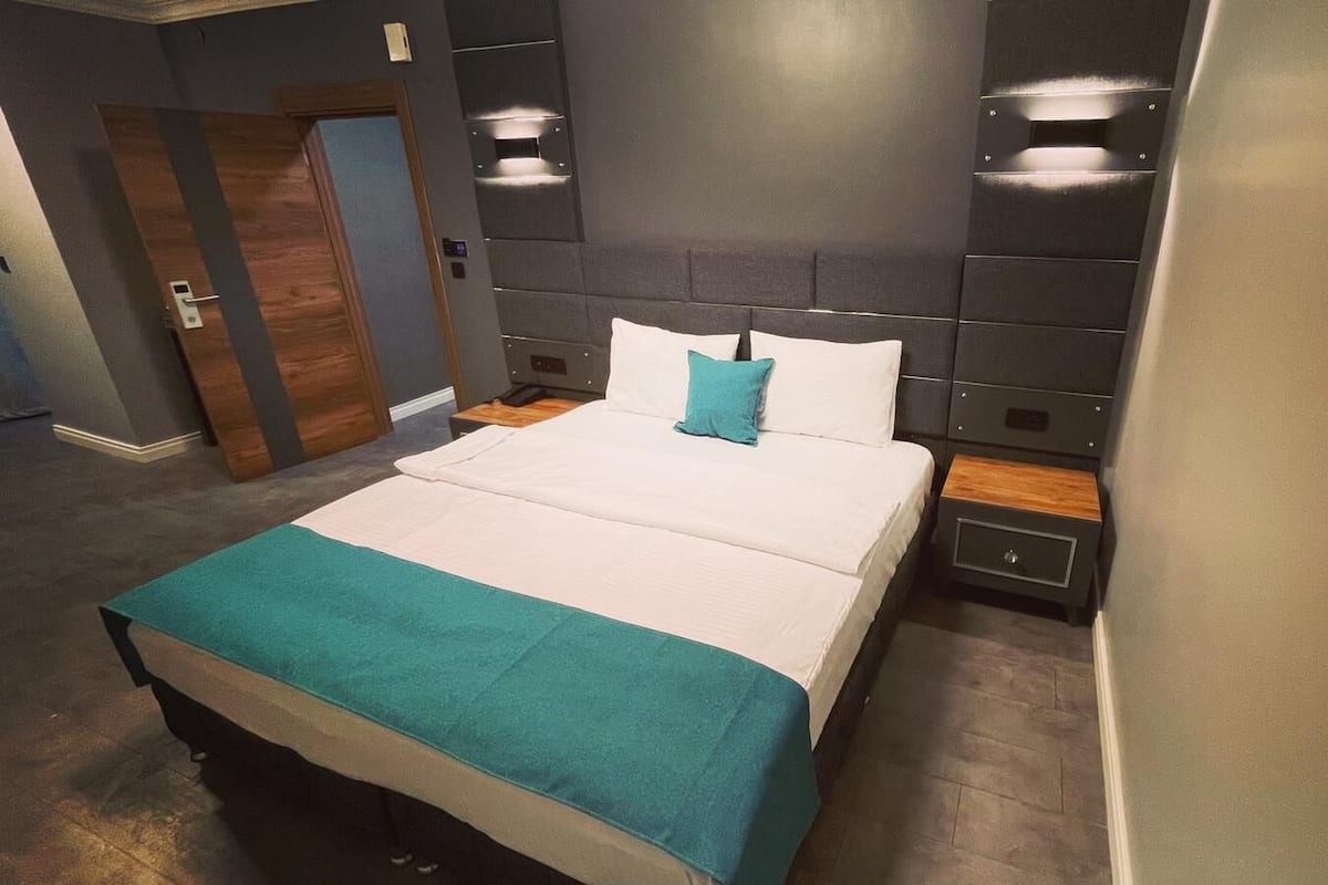 Deluxe Room | 1 bedroom, free WiFi