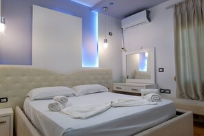 3 bedrooms, iron/ironing board, free WiFi, bed sheets - Albania Dream Holidays Accommodation (Sarandë)