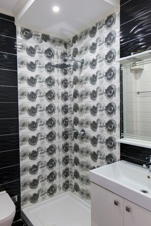Bathroom - Albania Dream Holidays Accommodation (Sarandë)
