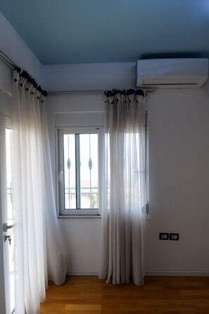 อพาร์ทเมนท์ | 3 ห้องนอน, เตารีด/โต๊ะรีดผ้า, Wi-Fi ฟรี, ผ้าปูที่นอน