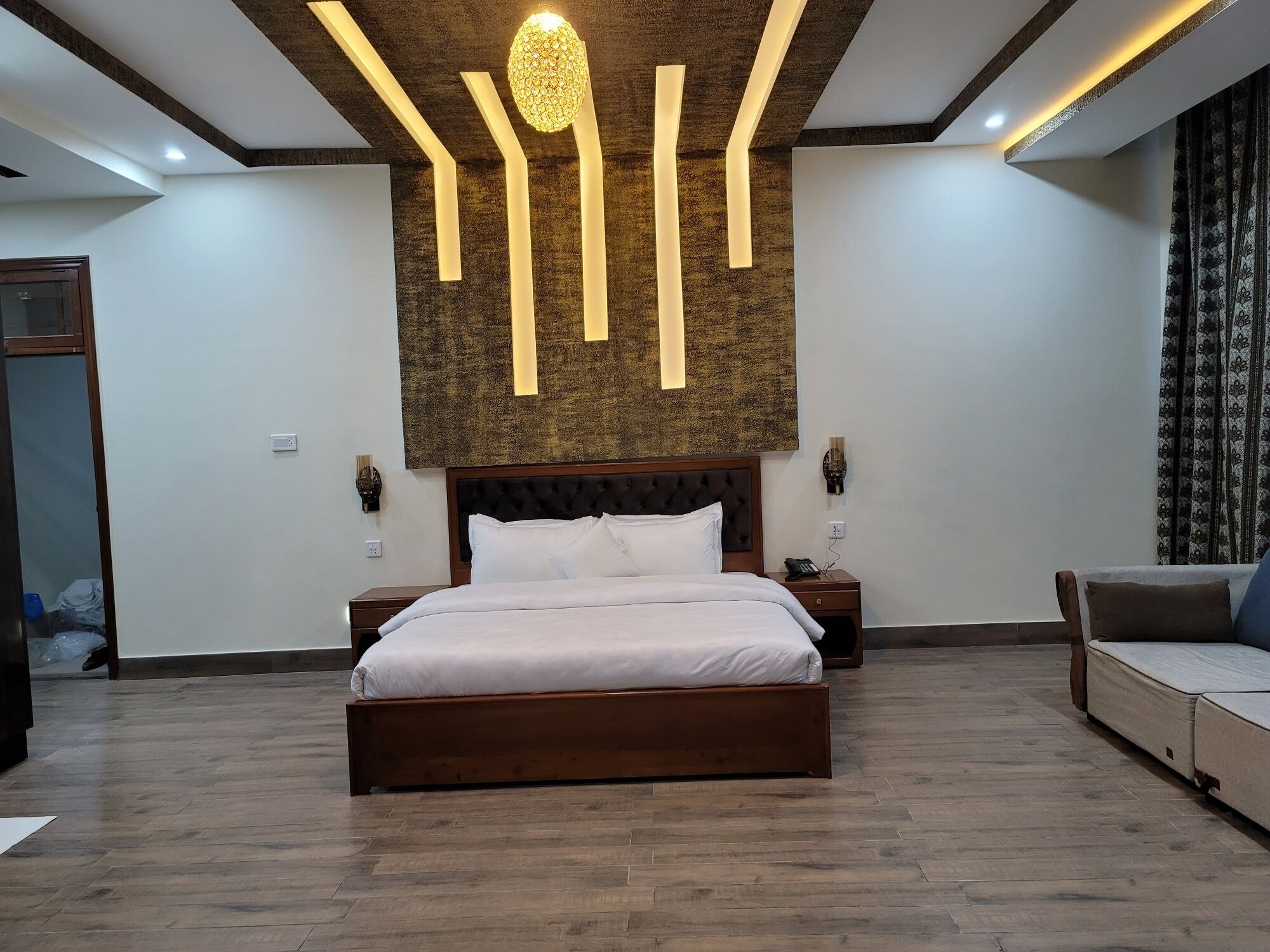 豪華雙人房 | 熨斗/熨衣板、免費無線上網