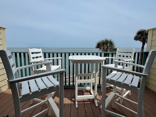 Ocean View 3BR • Golf Cart • Steps to Pool • 3 Private Baths • Ocean Point
