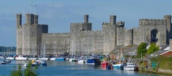 2bed Cabin w/ Parking Near Snowdonia National Park