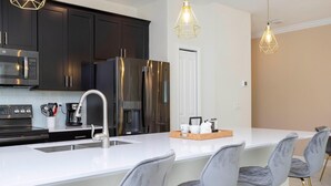 Appart'hôtel, plusieurs lits (2929 SS - Disney Delight: 4BR, Pool, ) | Cuisine privée
