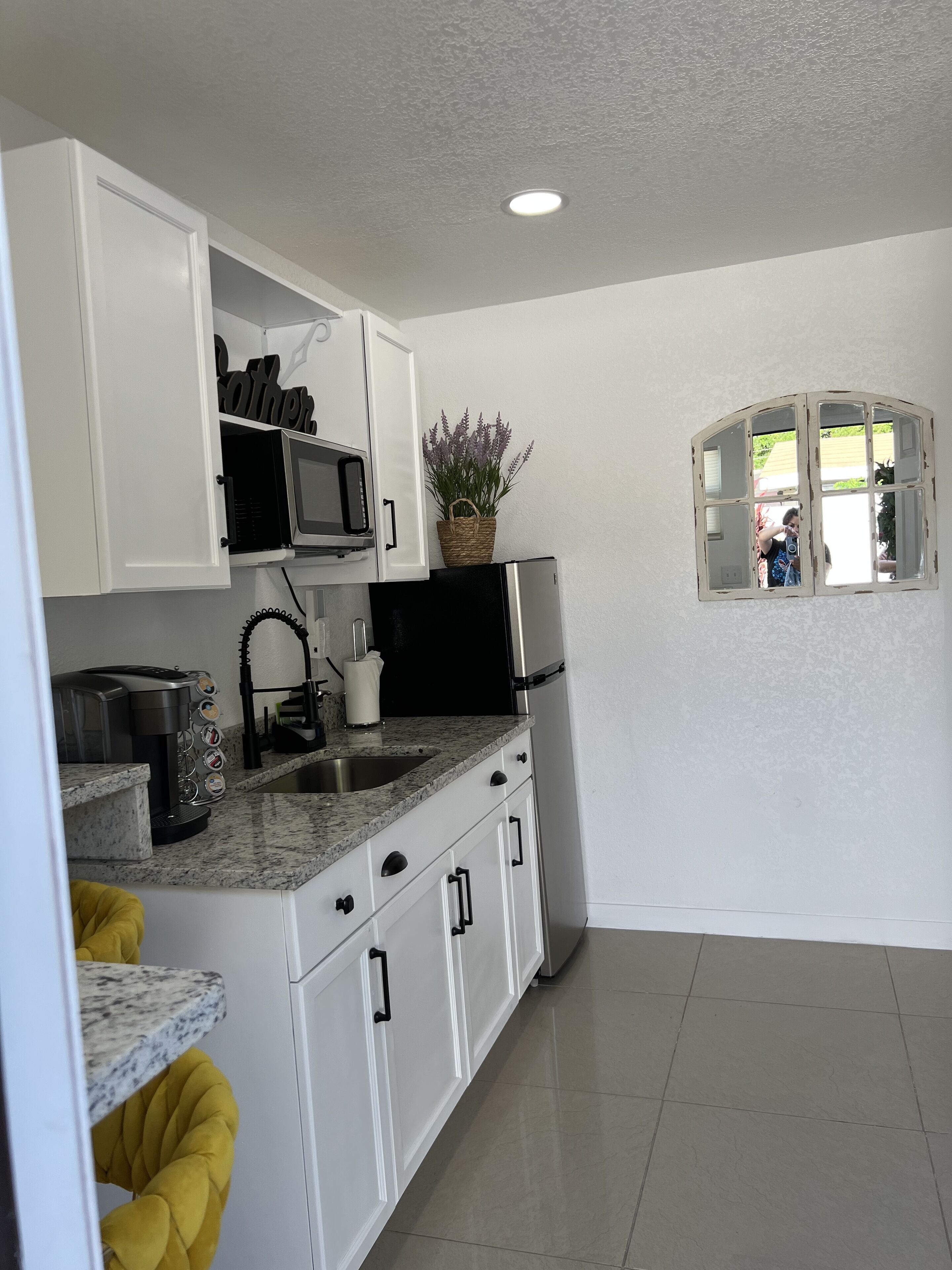 Microwave, coffee/tea maker, cookware/dishes/utensils