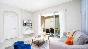 Appartement, Meerdere bedden (1169 CD - Game Room Condo: Pool, Disn) | Woonruimte