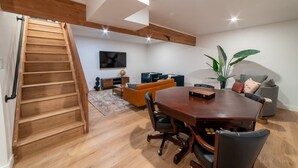 Interior - The Grove on Main, 2 Homes, Large Patio (Cottonwood)