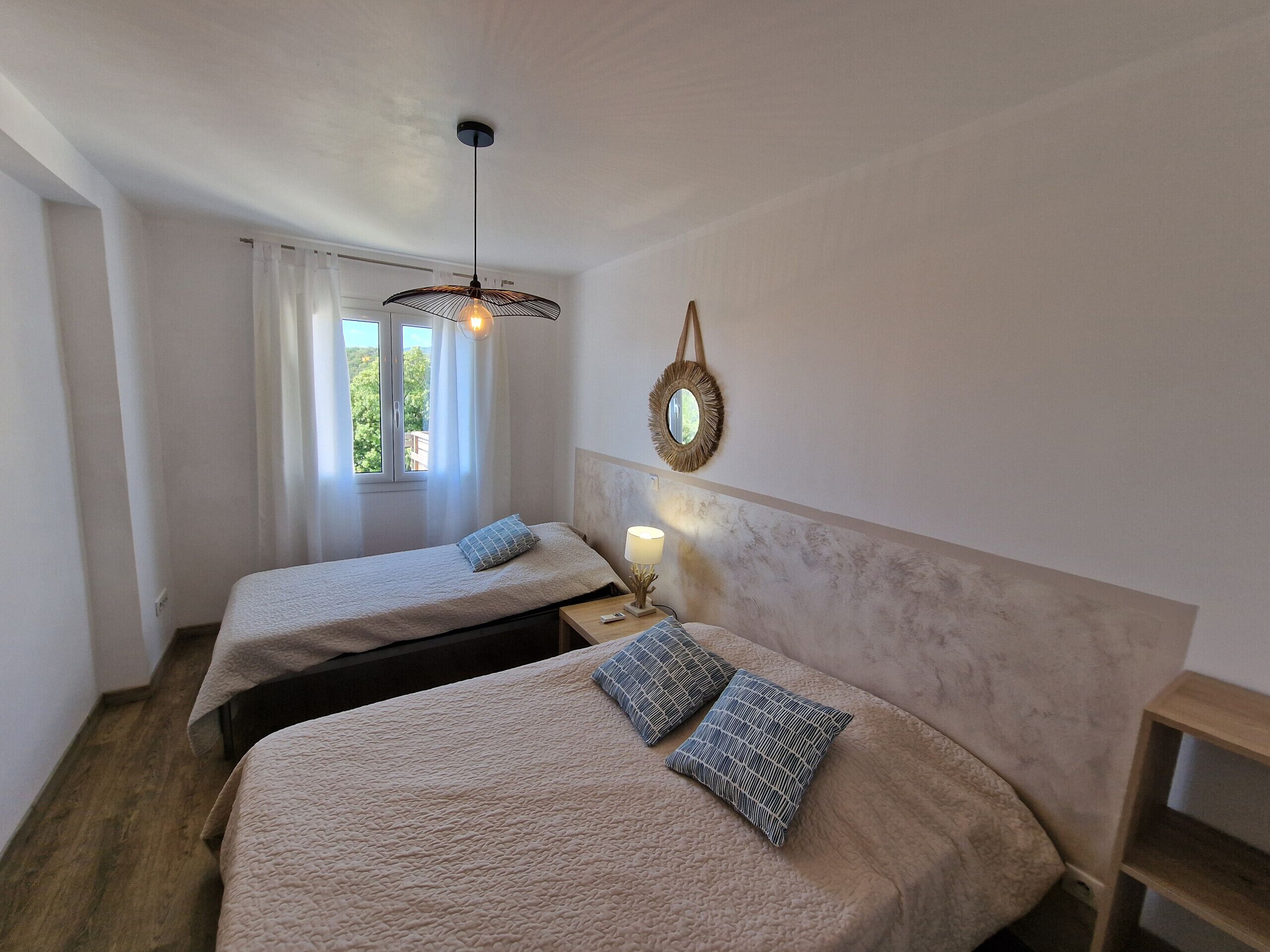 2 soverom, strykejern/-brett, wi-fi (inkludert) og sengetøy