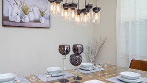 Casa, varias camas (664 WS 5BR Single-Family Luxury: Priv) | Restauración