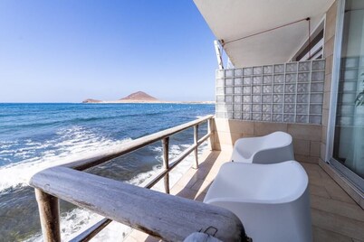 CASA TOCANDO EL MAR 2