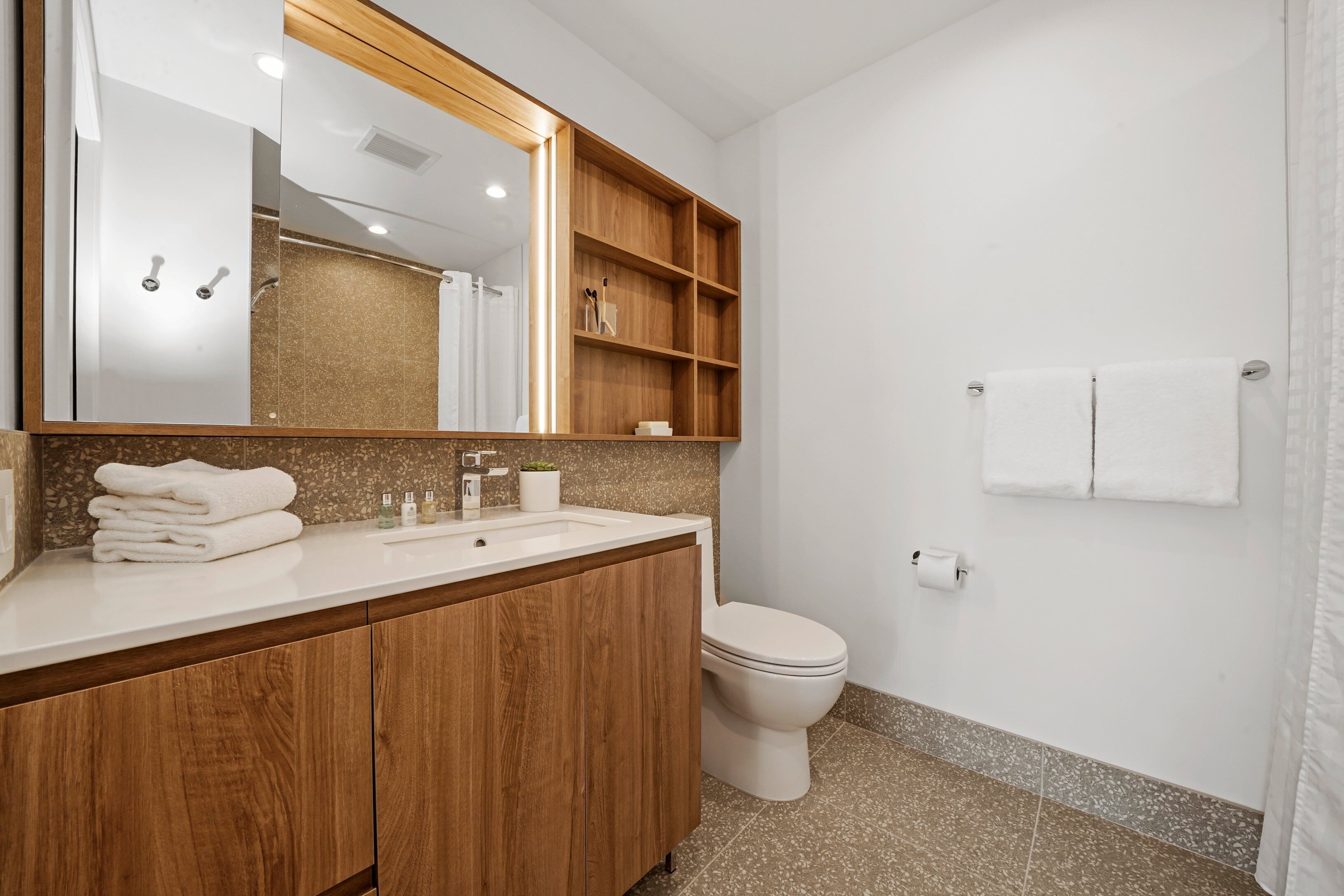 Foto - Level Chicago - River North