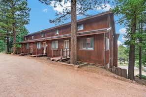 Exterior - Condo within walking distance of the Chile Express (Angel Fire)