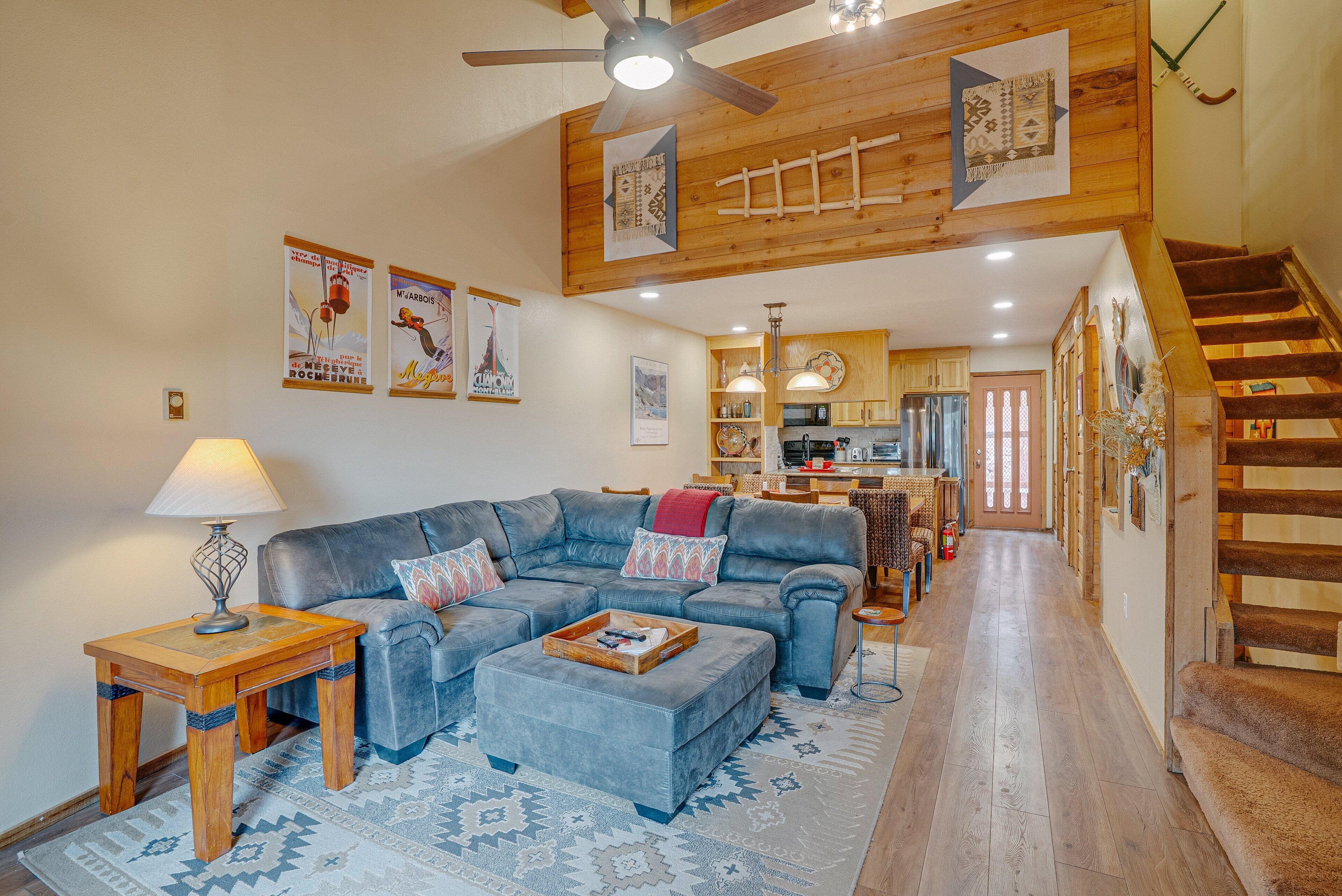 Flat-screen TV, fireplace, DVD player