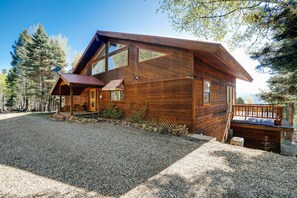 Exterior - Home with Great Views of the Angel Fire Ski Mountain and Valley (Angel Fire)