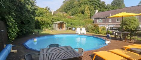 Cottage | Pool | Outdoor pool