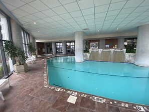 Opvarmet pool