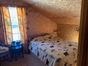 5 bedrooms, free WiFi, bed sheets