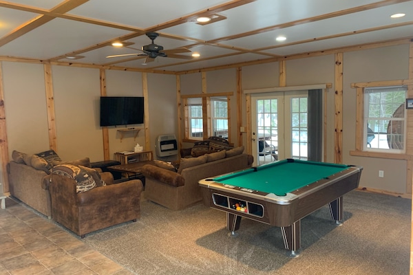 Spielezimmer