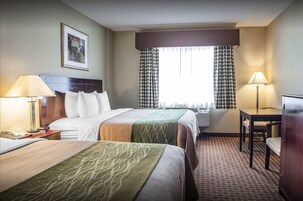 Quarto casal ou duplo standard | Escrivaninha, ferros/tábuas de passar roupa, Wi-Fi de cortesia