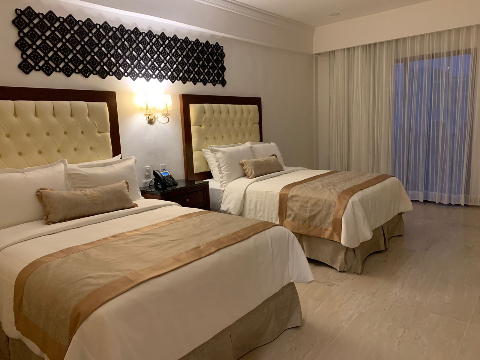 In-room safe, desk, iron/ironing board, free WiFi