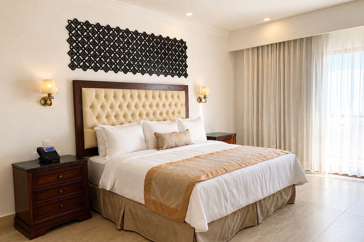 Habitación estándar doble, 1 cama de matrimonio grande | Caja fuerte, escritorio, tabla de planchar con plancha y wifi gratis