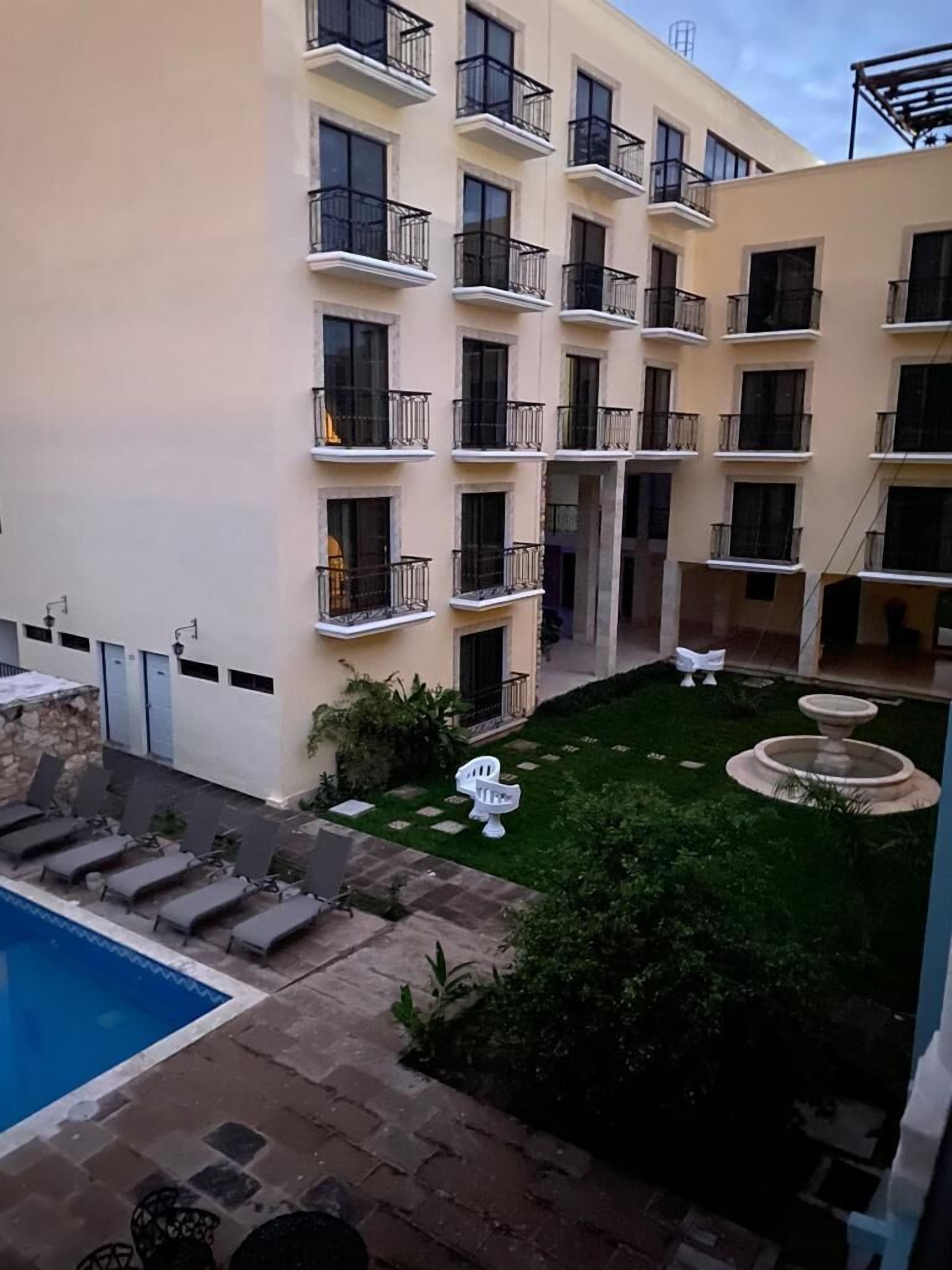 32-inch flat-screen tv with cable channels, tv