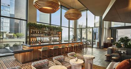 Conrad Los Angeles