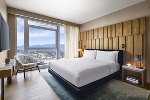 Premium Mountain View Suite | Premium bedding, down comforters, minibar, in-room safe - Conrad Los Angeles (Los Angeles)