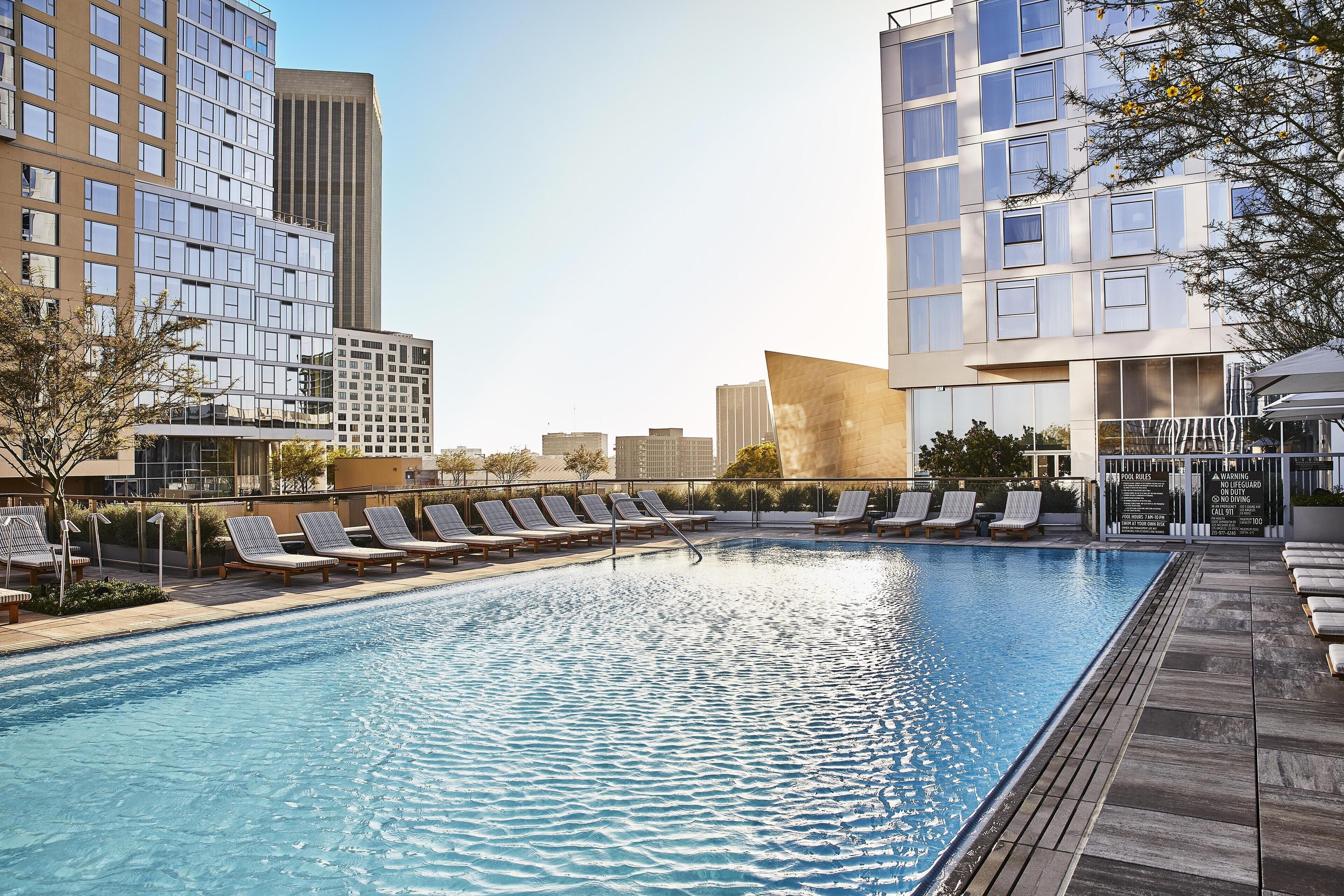 Outdoor pool, pool cabanas (surcharge), pool umbrellas