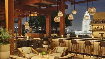 3 barer/lounger, cocktailbar