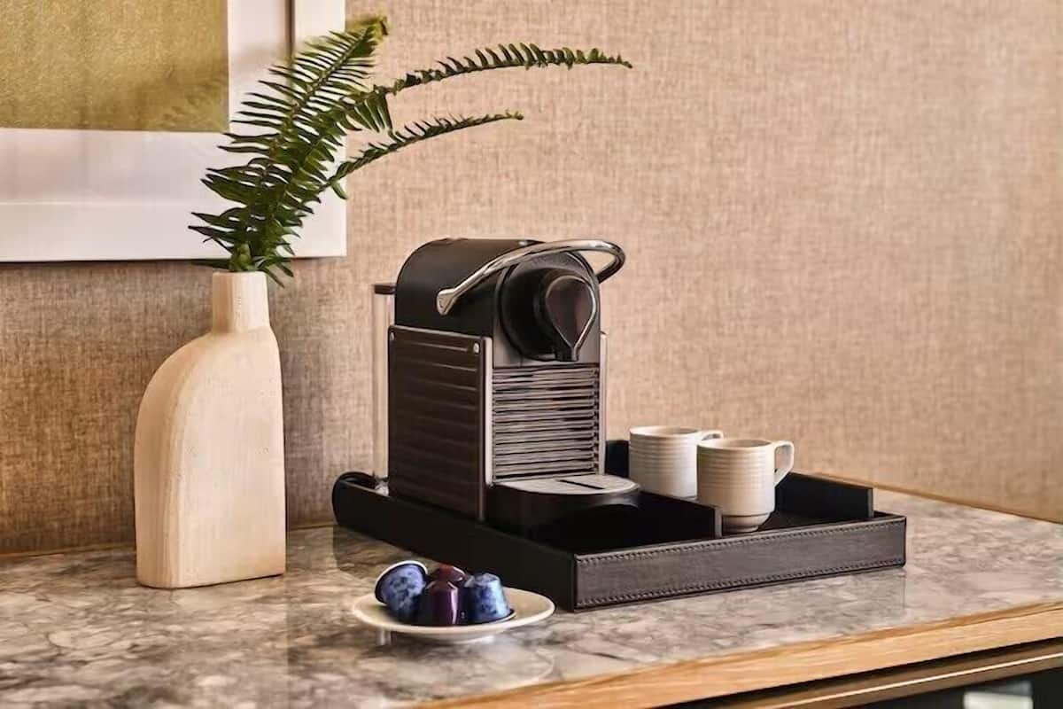 Premium bedding, down comforters, minibar, in-room safe