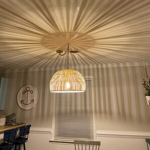 Interior - 4BR 3 Bath, Dog Friendly, Linens & Towels provided, 700ft to beach access (Kill Devil Hills)