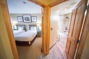 Design Condo, 2 Bedrooms, Balcony, Resort View (Silver Mill 8228) | Exterior