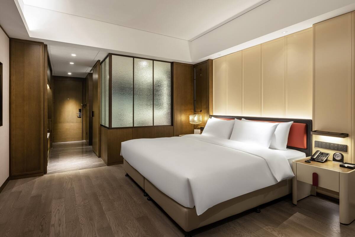 1 bedroom, minibar, soundproofing, iron/ironing board