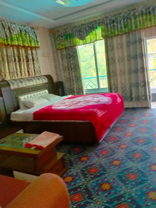 Standard Double Room | Free WiFi, bed sheets - Dubai Hotel (Swat)