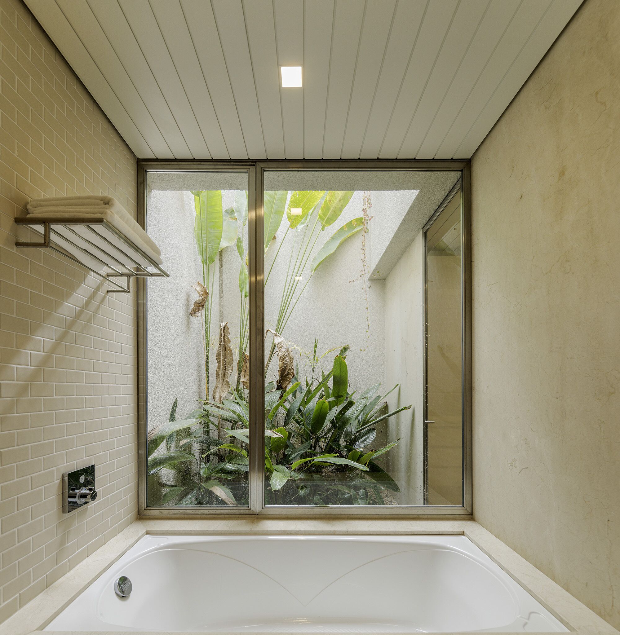 duplex, garden view (bungalow) | bathroom | shower, free toiletries, hair dryer, bathrobes