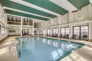 Innenpool, Außenpool