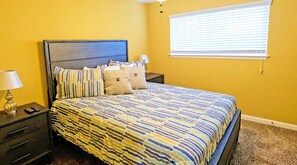 Deluxe-Haus, 4 Schlafzimmer, 2 Bäder | 4 Schlafzimmer, kostenloses WLAN, Bettwäsche