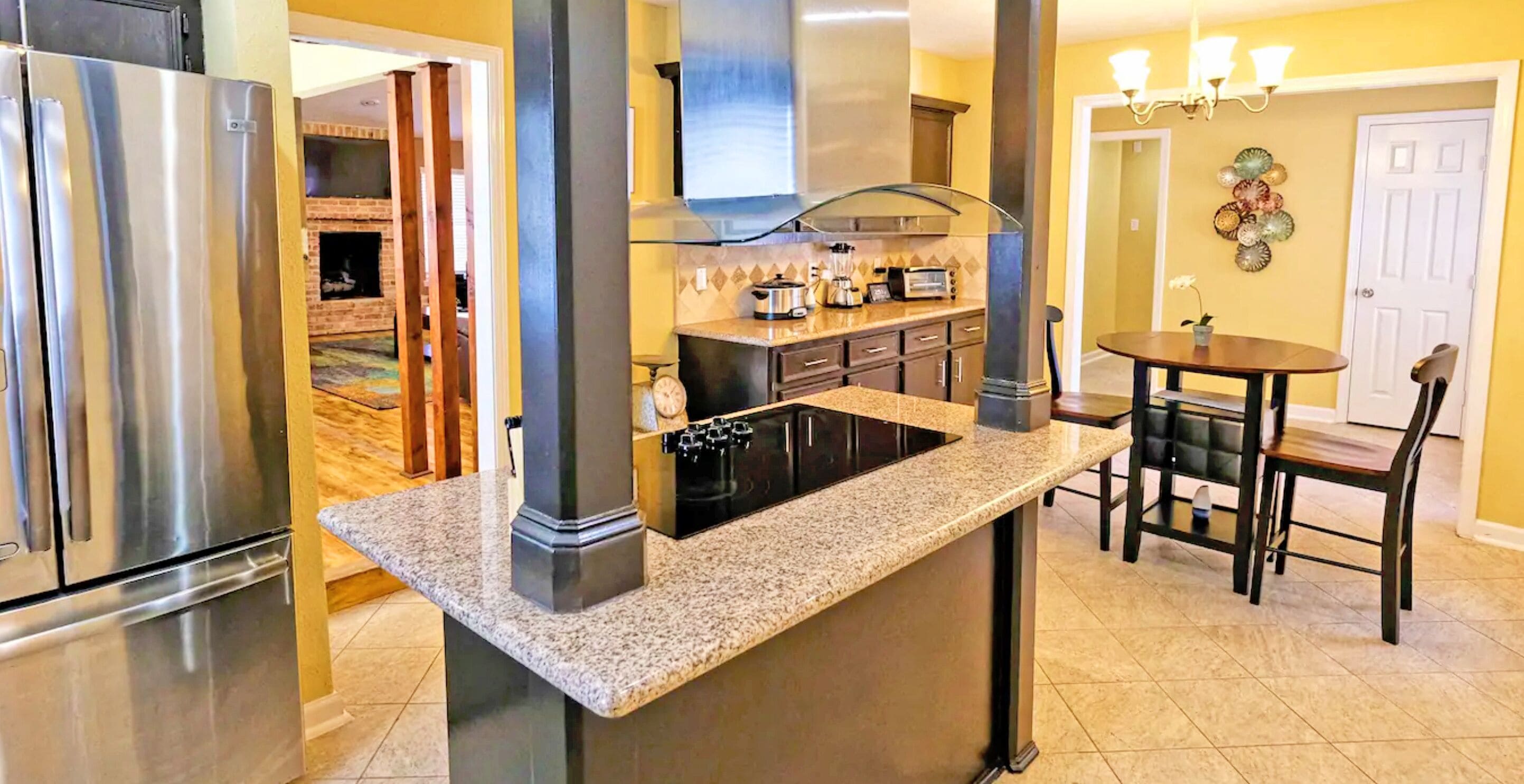 华丽独立别墅, 4 间卧室, 双浴室 | 私人厨房 | 冰箱、微波炉、烤箱、炉灶