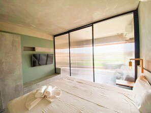 1 bedroom, individually furnished, free WiFi, bed sheets