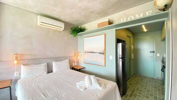 Appartement Familial, vue cour intérieure