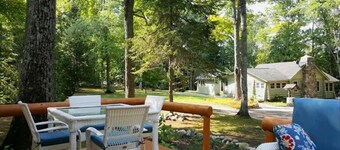 Cottage Overlooking Paradise Lake