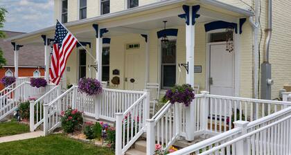 Spacious 1 BR Stratton House: A Cozy Downtown Stay Backing to Culp's Hill