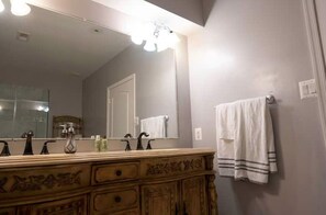 Shower, towels