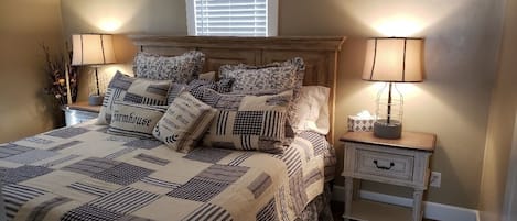 4 bedrooms, WiFi, bed sheets