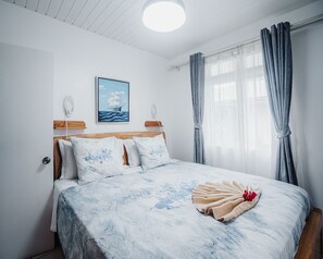 2 室のベッドルーム、アイロン / アイロン台、WiFi (無料)、ベッドシーツ