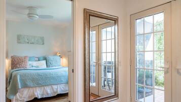 3 dormitoris, escriptori i planxa i posts de planxar