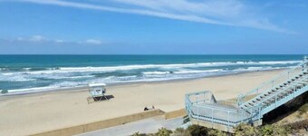 Steps to the Ocean+Village Beach Home w Hot Tub 🏖